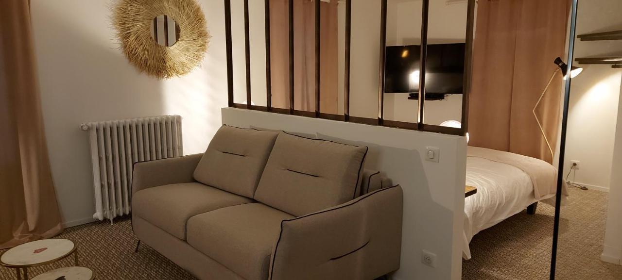 Auberge Le Petit Mas อีซัวร์ ภายนอก รูปภาพ